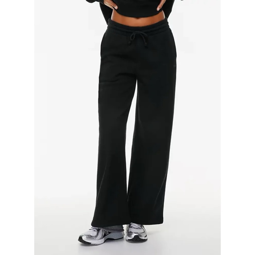 Aritzia TNA Sweatfleece Cozy Fleece Boyfriend Fit Wide Leg Sweatpants Black S